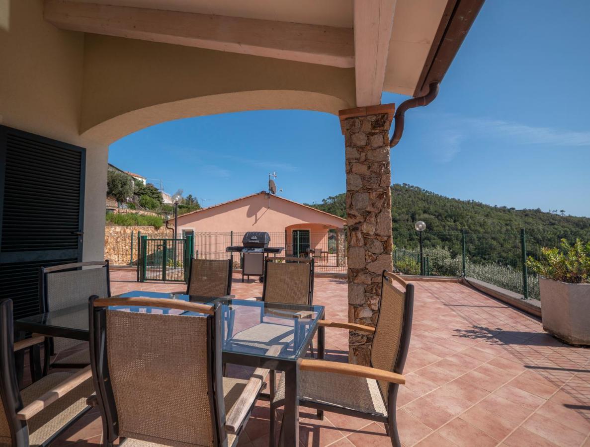 Residence Villa Il Casale - Appartamenti Wellness E Piscina Riscaldata Tovo San Giacomo Exterior photo